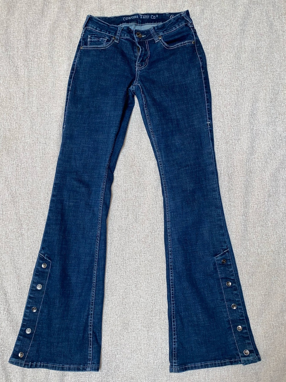 Cowgirl Tuff Co. Snap Button Hem Flare Jeans Dark Wash Western Size 26 (2)